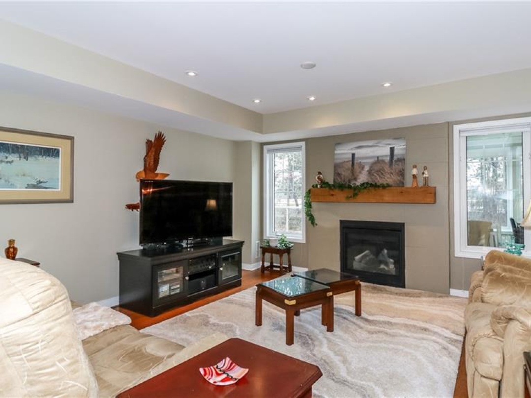 28 MASTERS Crescent, 