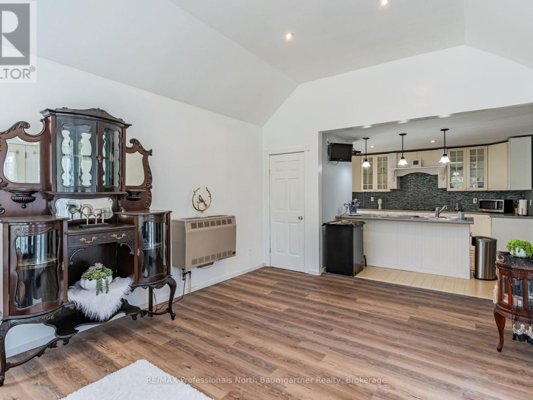 1065 CLOVERLEAF ROAD, Kennisis River