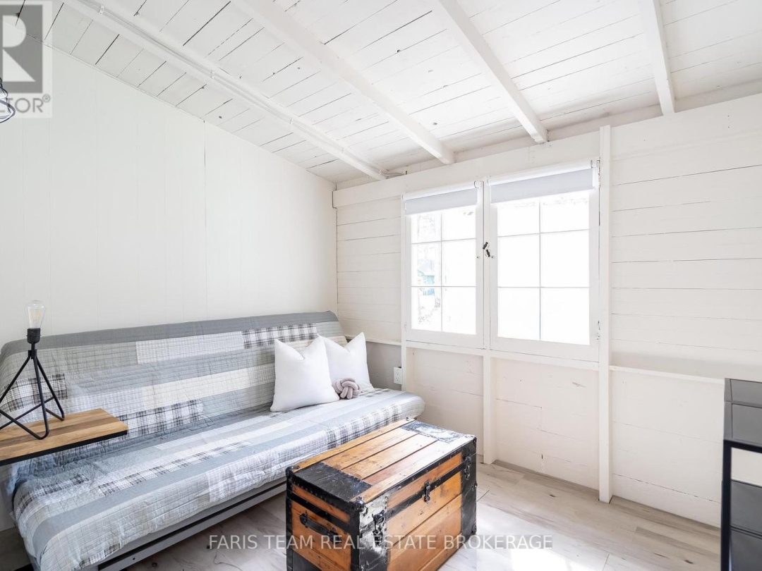 365 ROBINS POINT ROAD, 