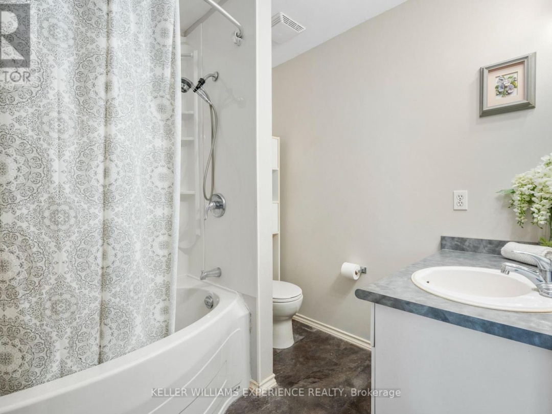 371 MILLARD STREET, Orillia