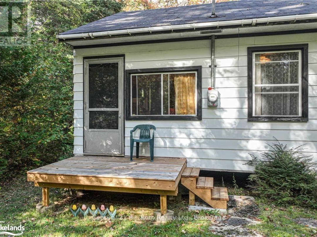 6571 PIONEER VILLAGE LANE, 
