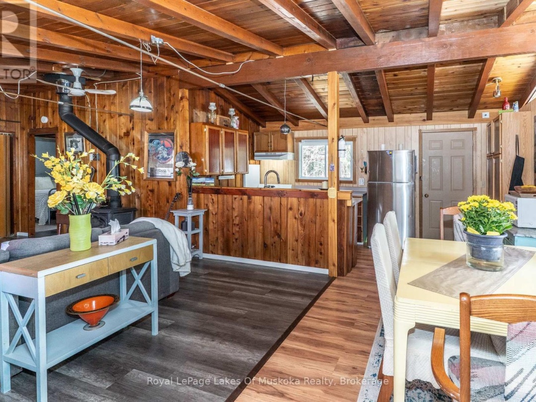 35 BRENNAN CIRCLE, Lake Vernon