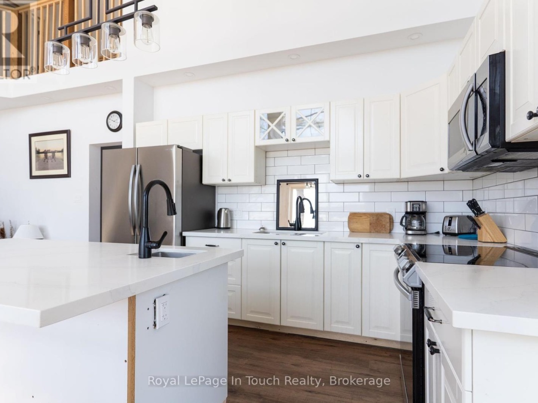 26 MACEY BAY ROAD, 