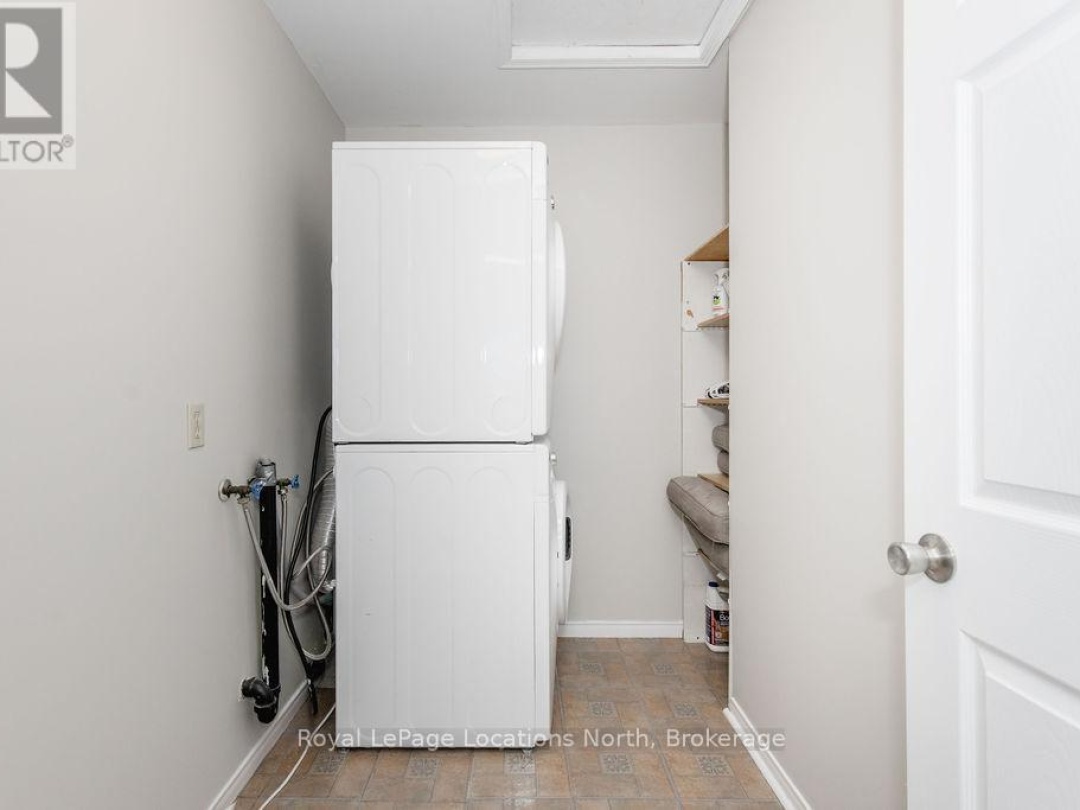 41 - 11 LAGUNA PARKWAY, 