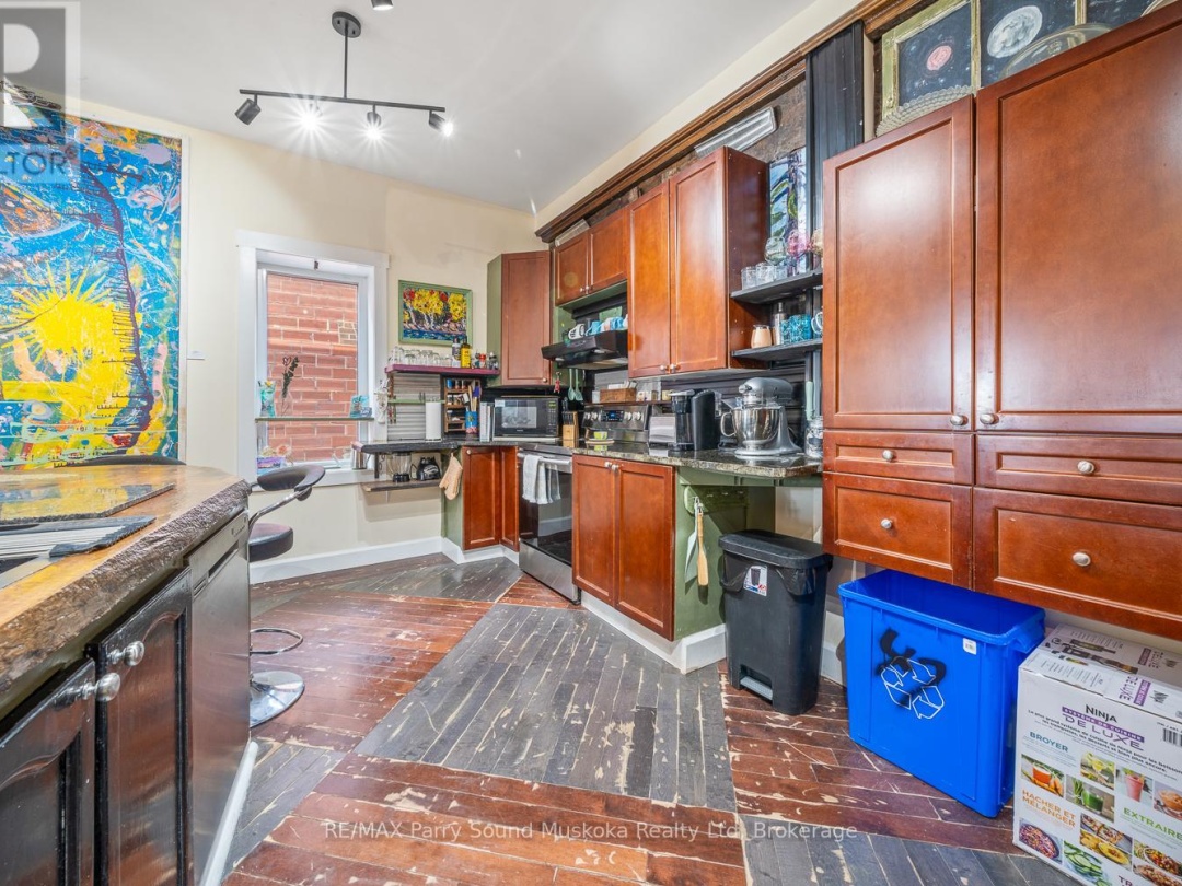 47 GIBSON STREET, Parry Sound
