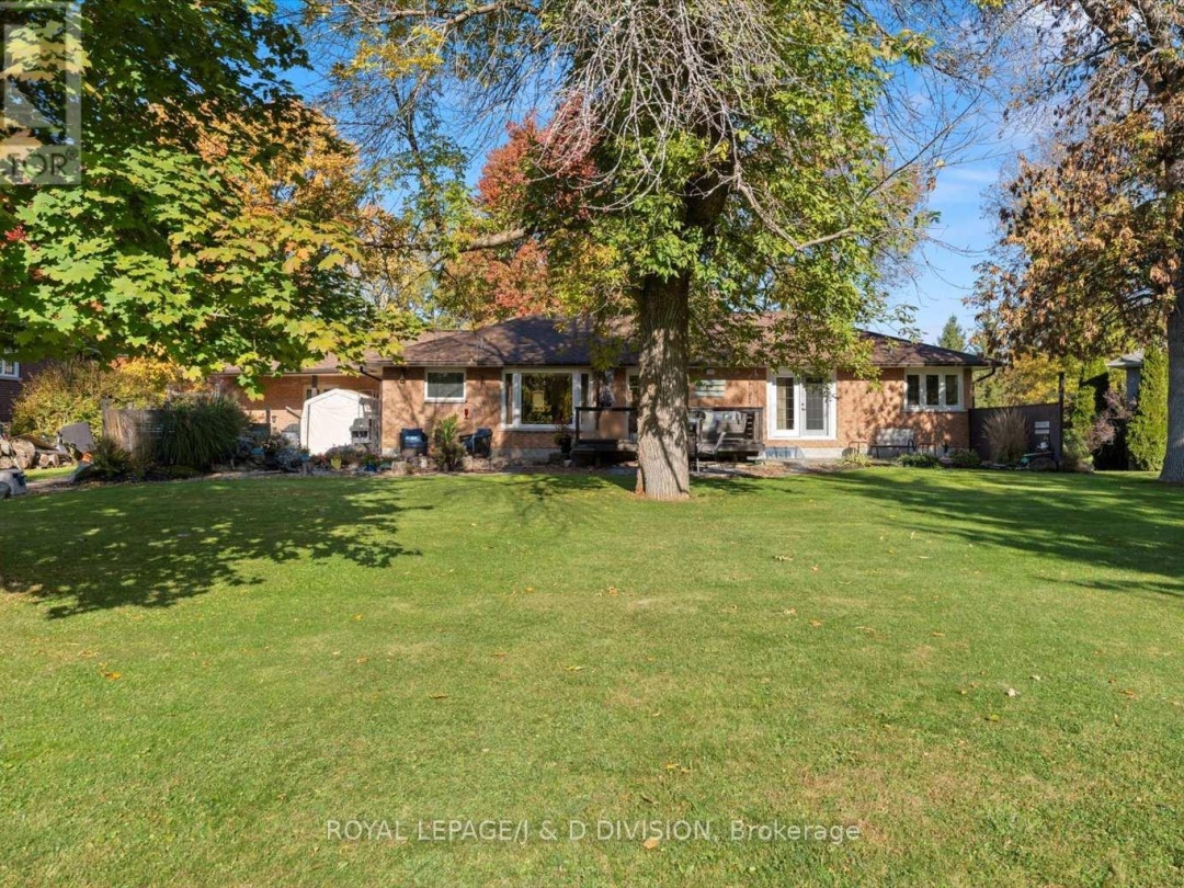 233 Bayshore Drive, Simcoe Lake