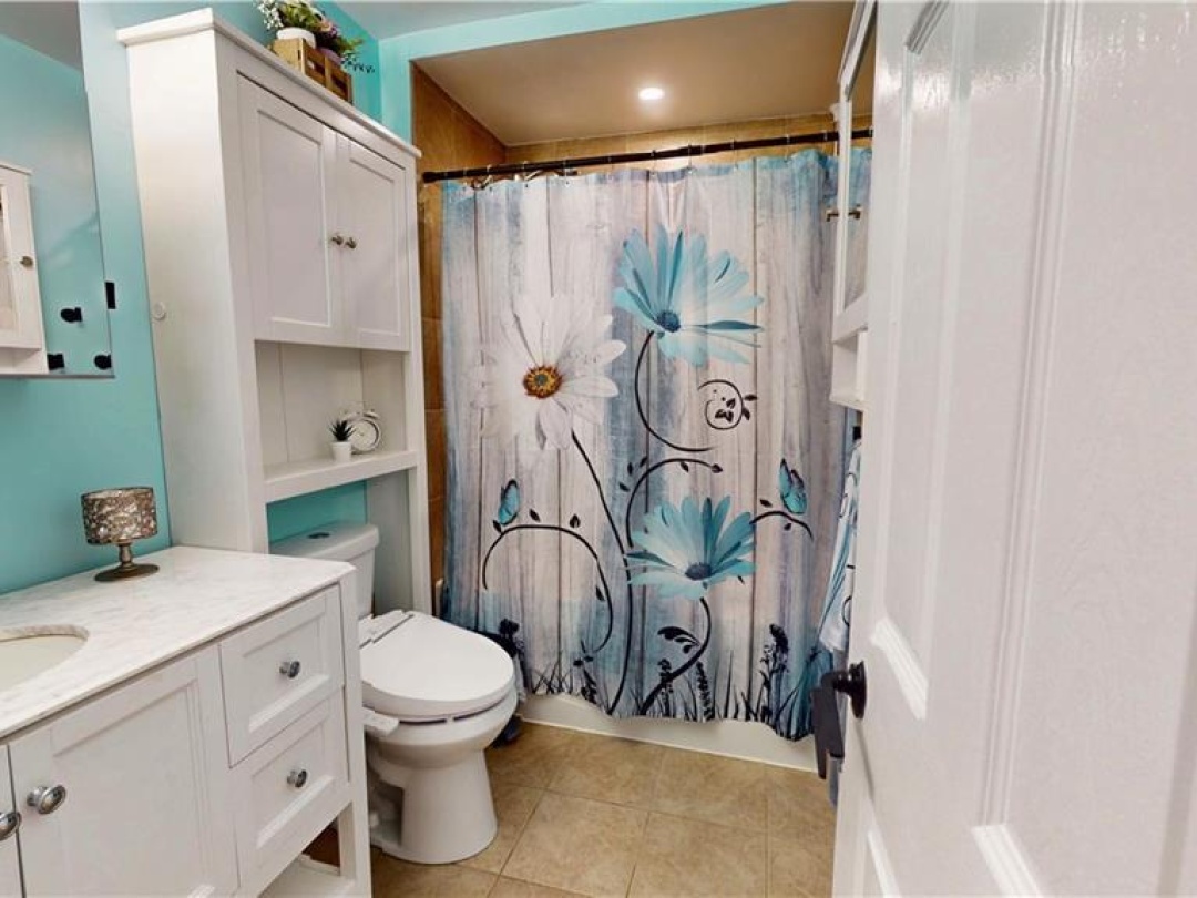4557 TRENT Trail, 