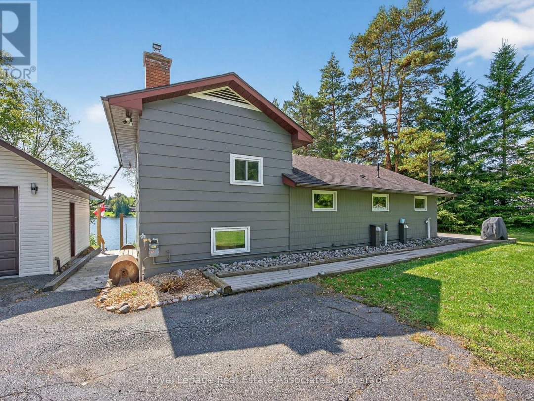 389 FALCON ROAD, Lake Vernon