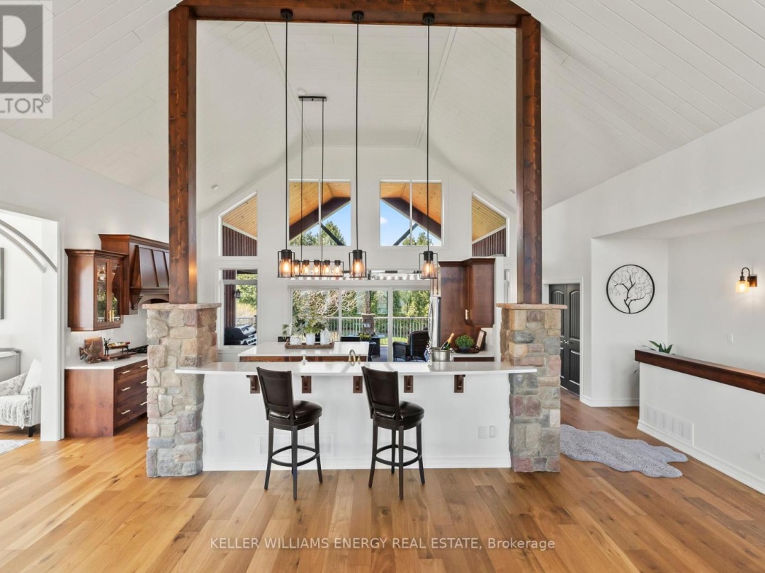 112 PELLER COURT, Pigeon Lake