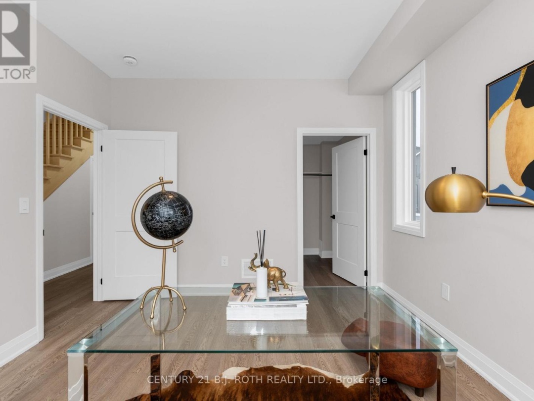 UNIT 12N - 89 LIGHTFOOT DRIVE, 