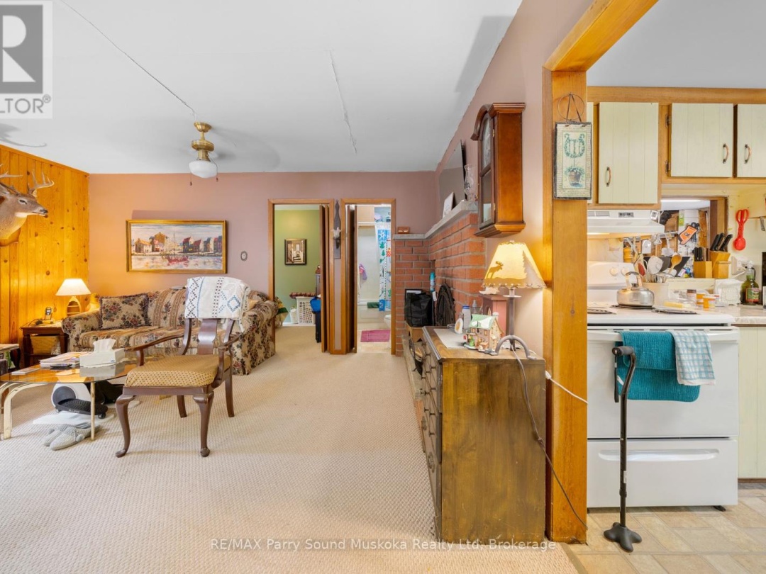 40 LOON ECHO TRAIL, Last Lake