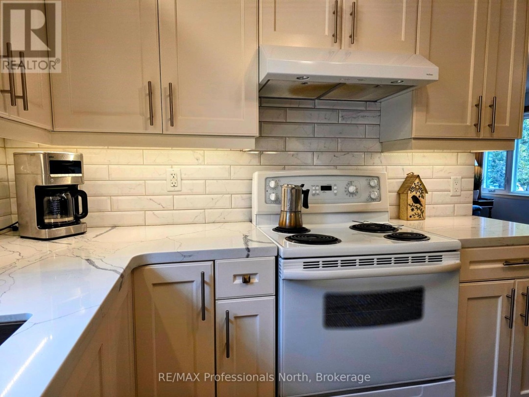 1037 WEST ROAD, Minden Hills (Minden)