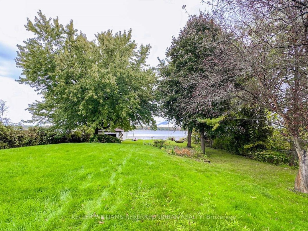 33 Shelley Drive, Scugog Lake