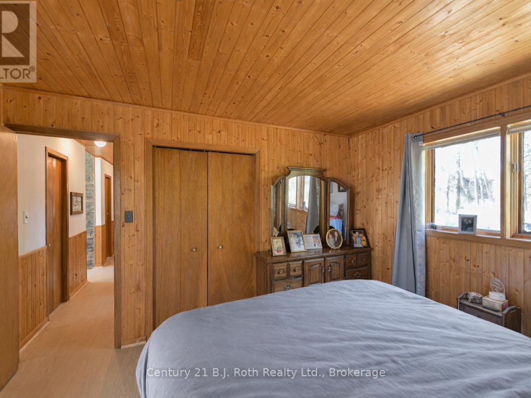 2352 REEVES ROAD, Tay