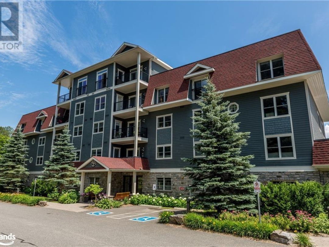 10A Kimberley Avenue Unit# 403, Bracebridge