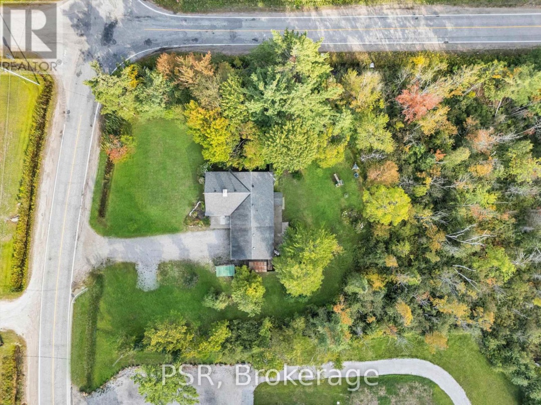 1016 KAHSHE LAKE ROAD S, 
