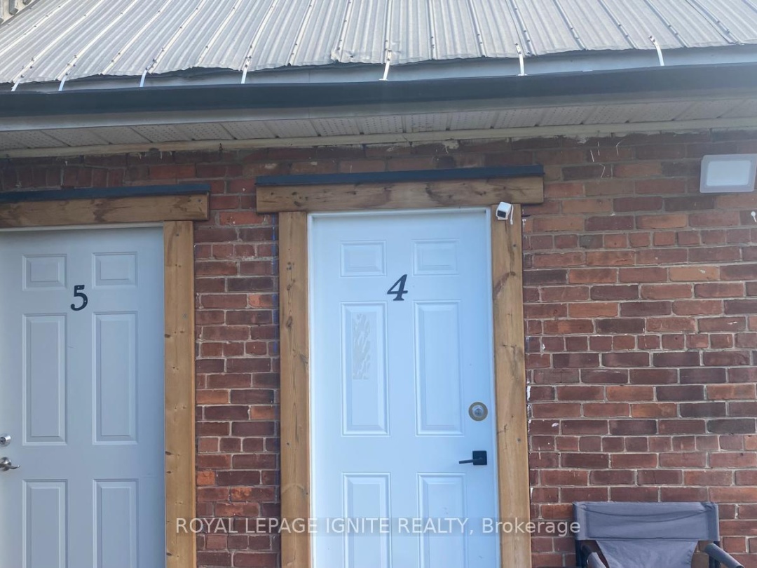 385 & 387 WEST STREET N, 