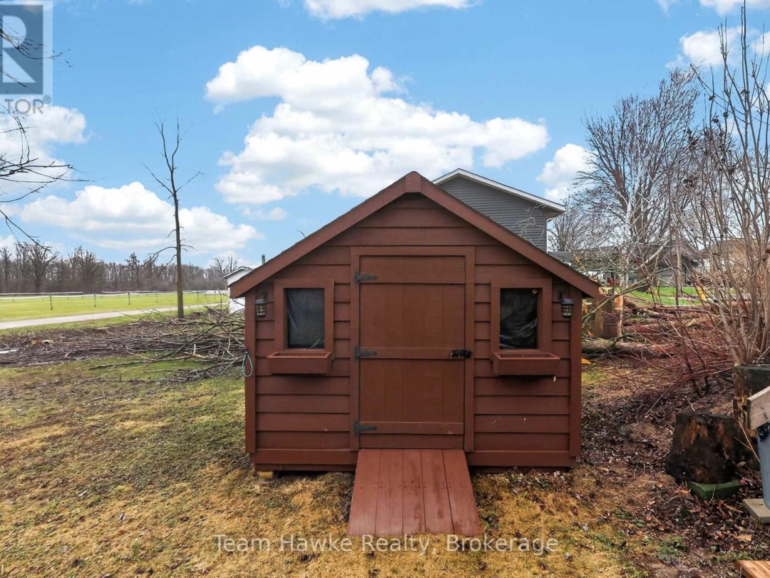 10 SUNSET CRESCENT, Severn (Coldwater)