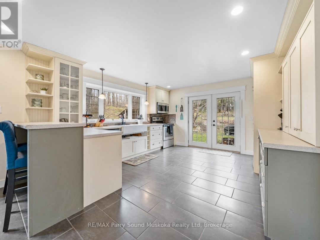 569 HURDVILLE ROAD, McKellar