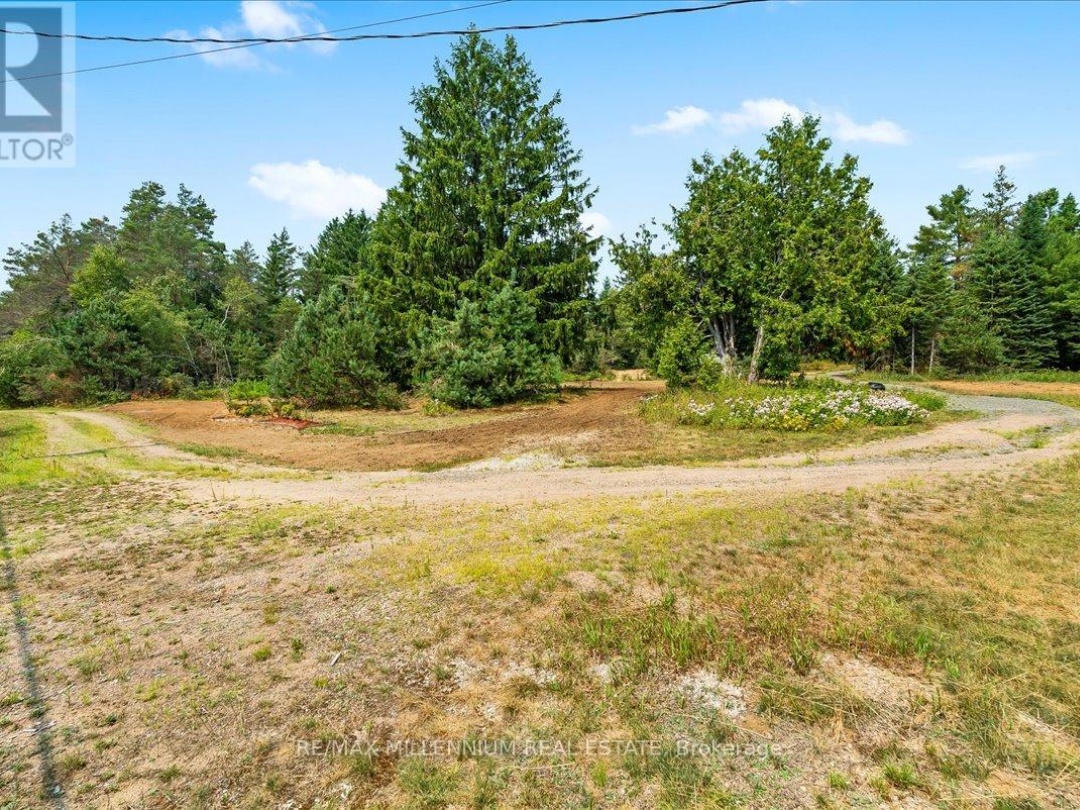 3529 HIGHWAY 118 E, Bracebridge (Oakley)