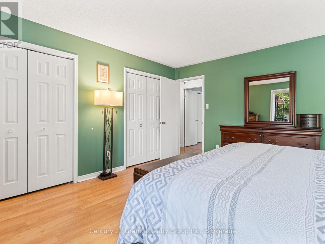4 BIRCH CRESCENT, 