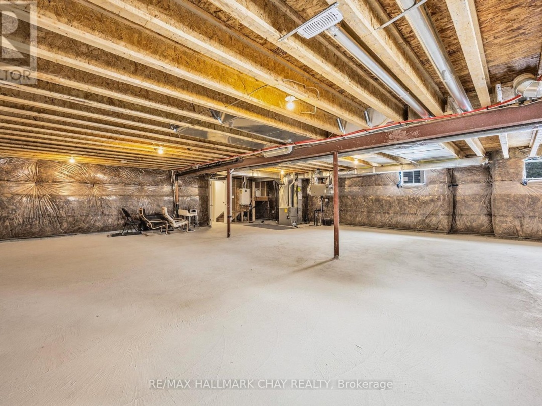 12 DYER CRESCENT, Bracebridge (Macaulay)