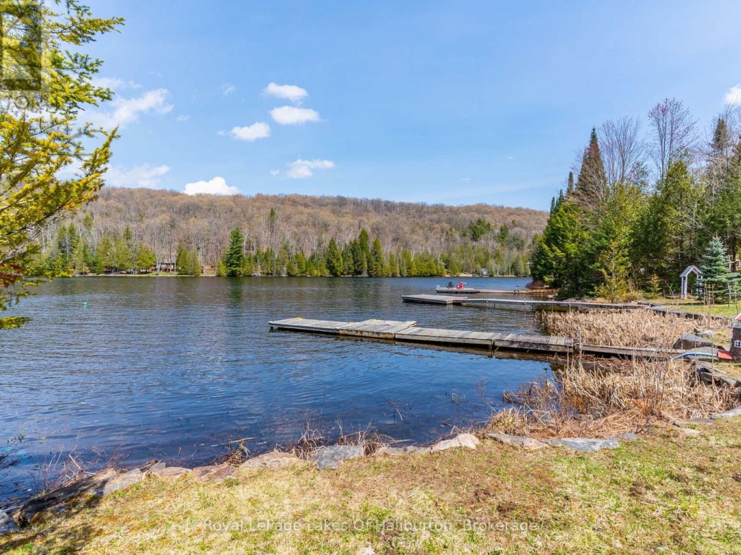 1027 SPENCERS TRAIL, Salerno Lake