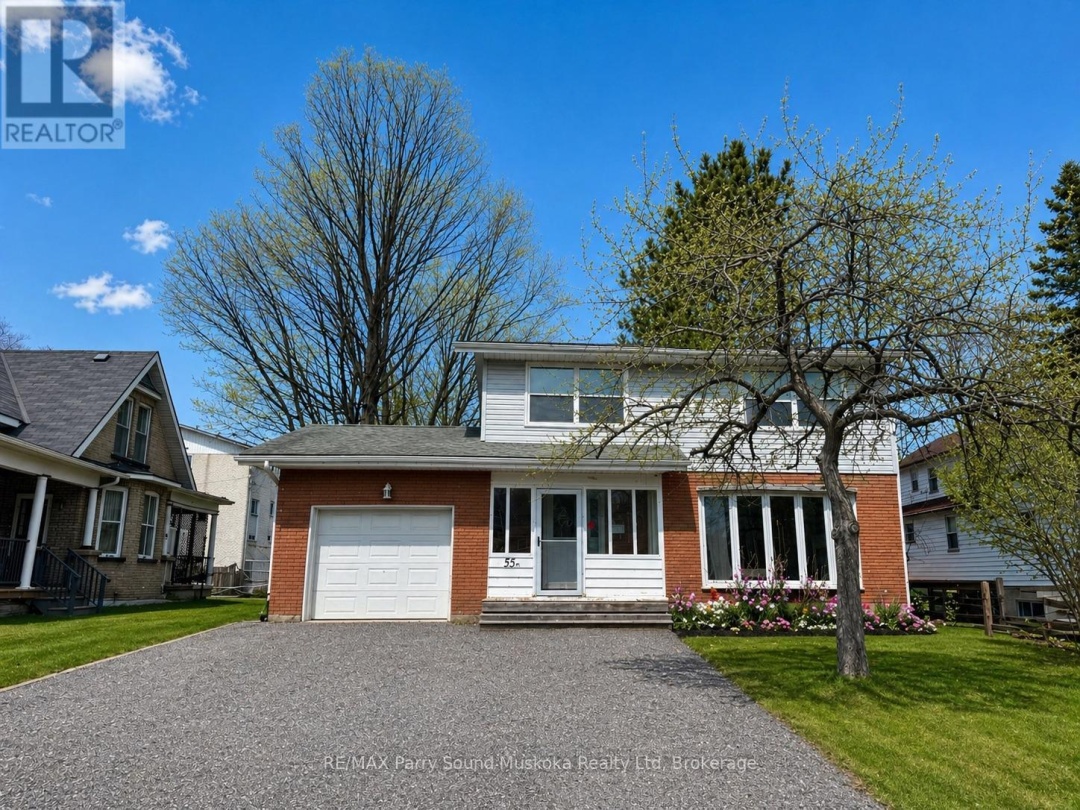 55 A CASCADE STREET E, Parry Sound