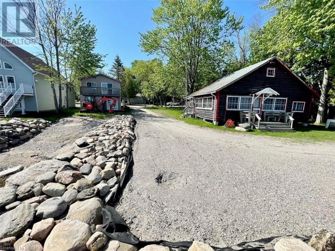 264 Robins Point Road, Georgian Bay