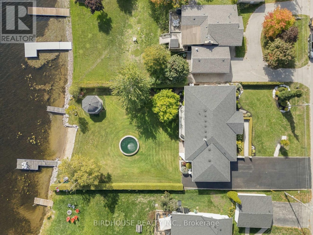 145 BEEHIVE DRIVE, Sturgeon Lake