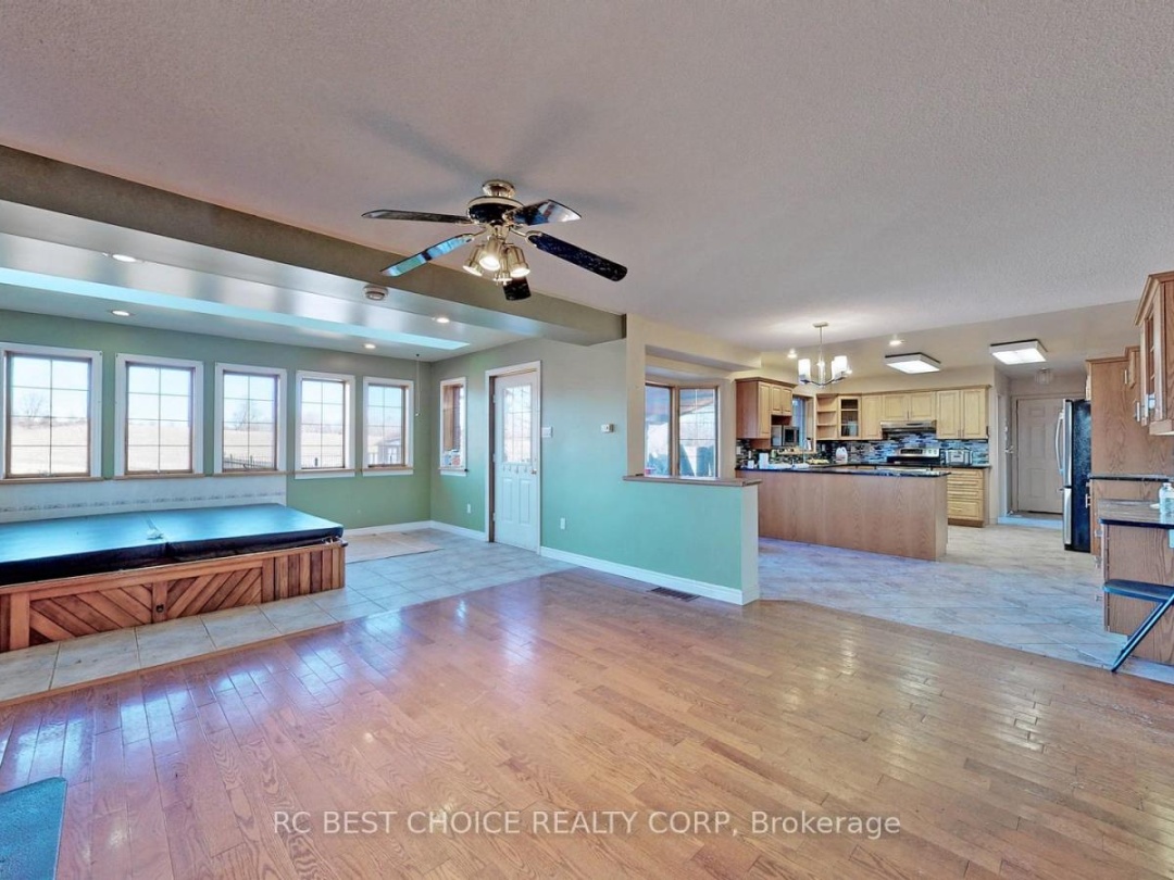 571 HICKORY BEACH ROAD, 