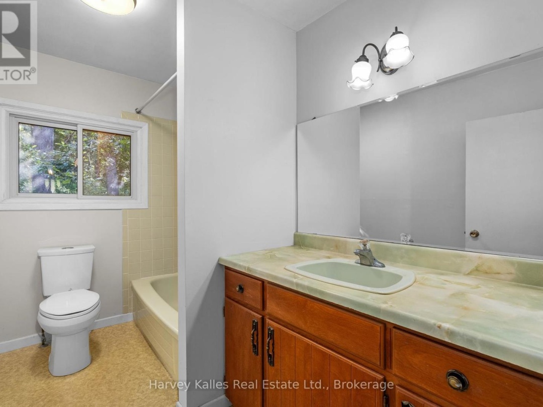 835 MUSKOKA ROAD 3 N, 
