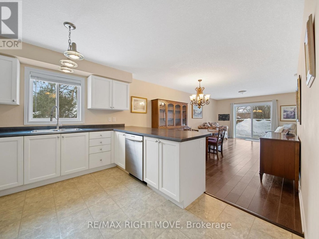 3 TAYLOR DRIVE, Orillia