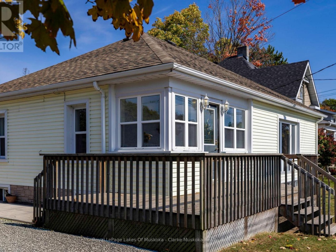 57 CASCADE STREET, Parry Sound