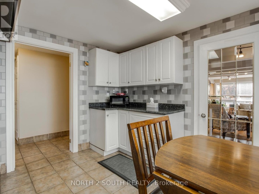 2512 HONEY HARBOUR ROAD, Georgian Bay (Baxter)