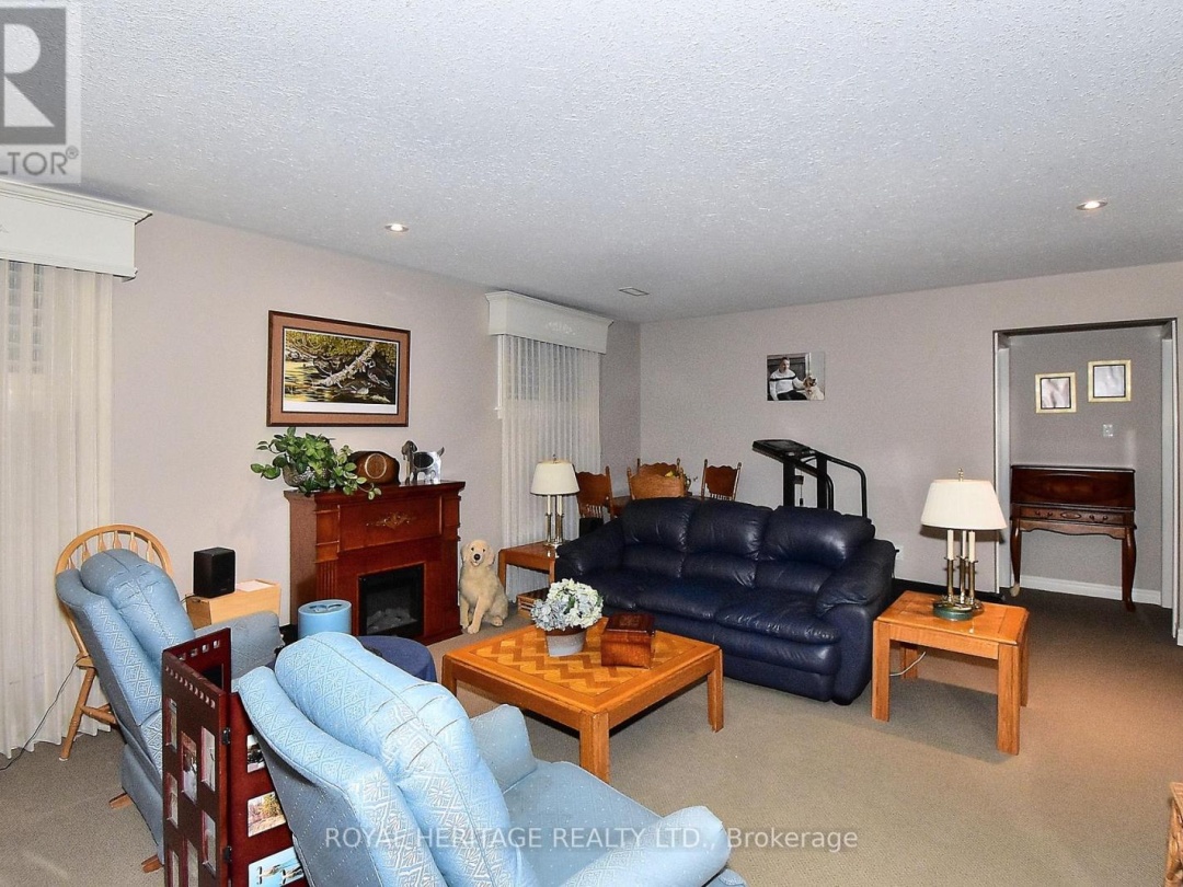 34 South Harbour Drive, Kawartha Lakes (Bobcaygeon)