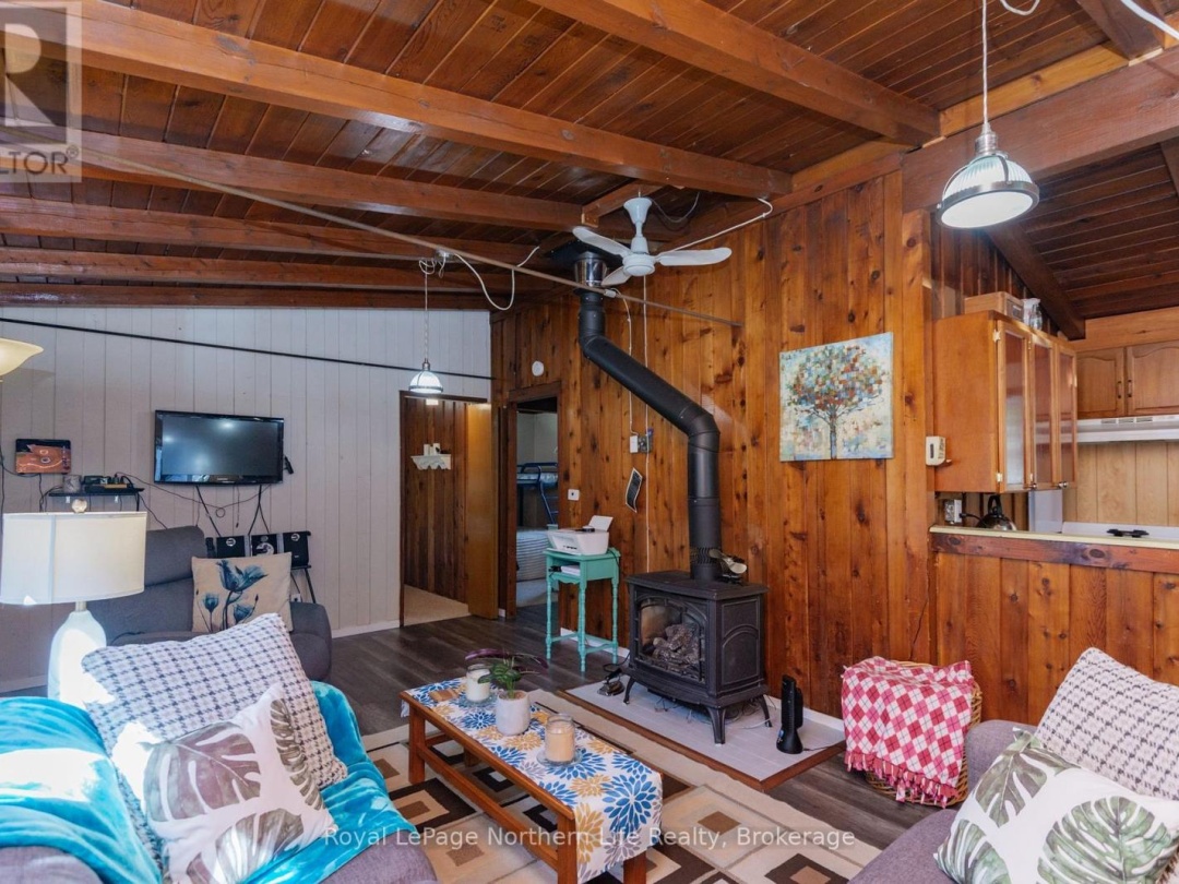 35 BRENNAN CIRCLE, Lake Vernon