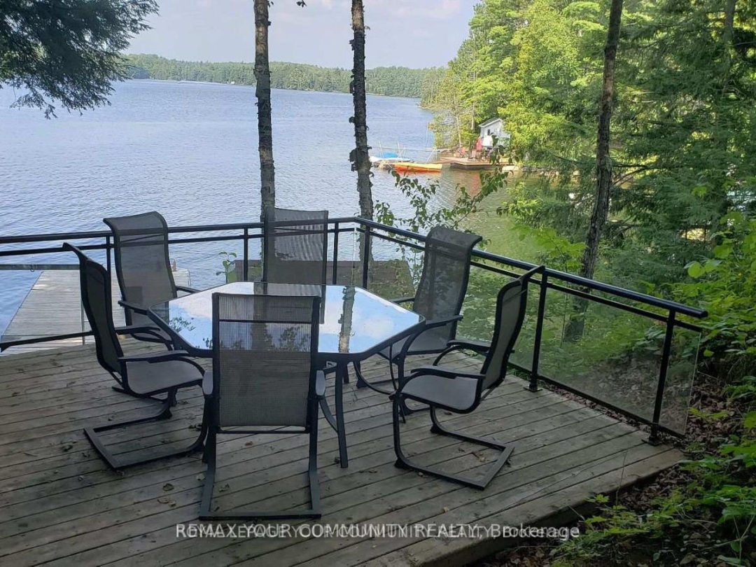 2085 CRYSTAL LAKE ROAD, Crystal Lake