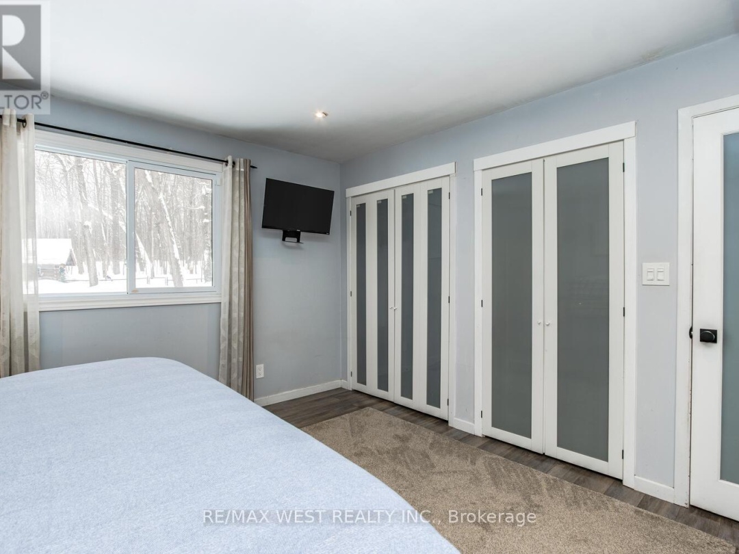 169 BAYVIEW AVENUE E, Tay