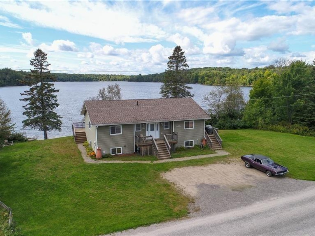 106 Johnston Road, Old Man Lake