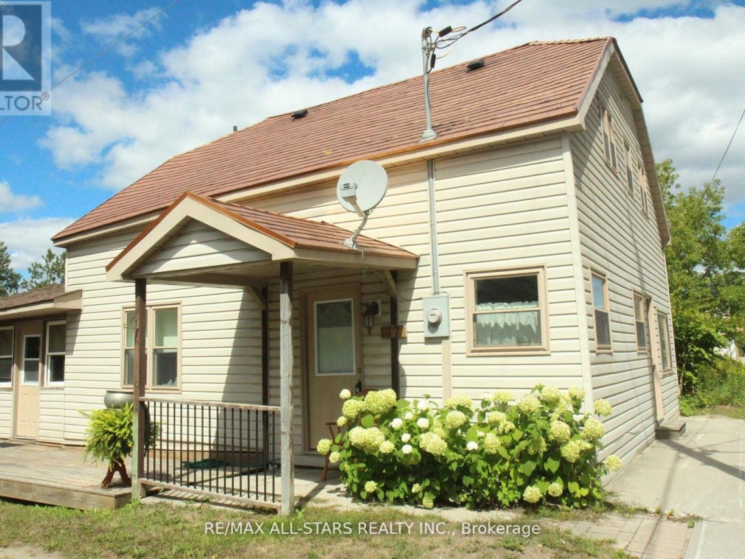 77 BOBCAYGEON ROAD, Minden Hills (Lutterworth)