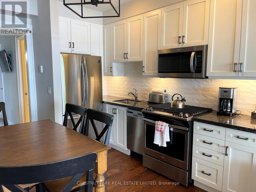 4 - 1869 MUSKOKA DISTRICT ROAD 118 WEST, 
