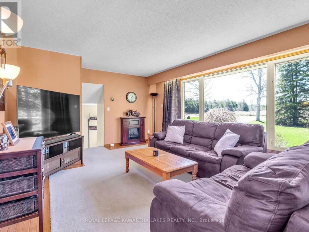 328 CEDAR GLEN ROAD, Kawartha Lakes (Verulam)