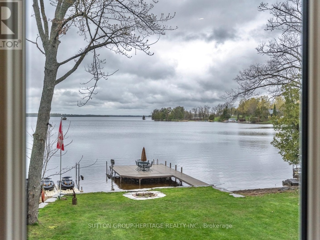 58 PIRATES GLEN DRIVE S, Pigeon Lake