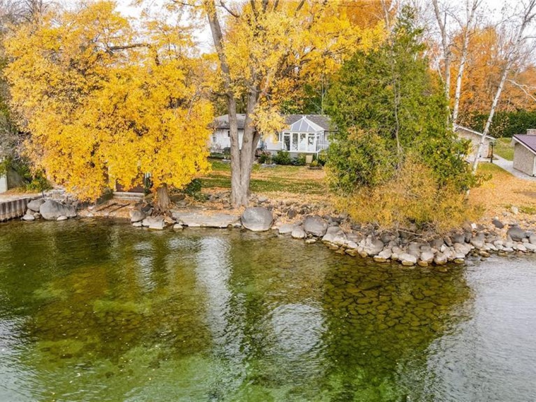 155 PARKSIDE Drive, 