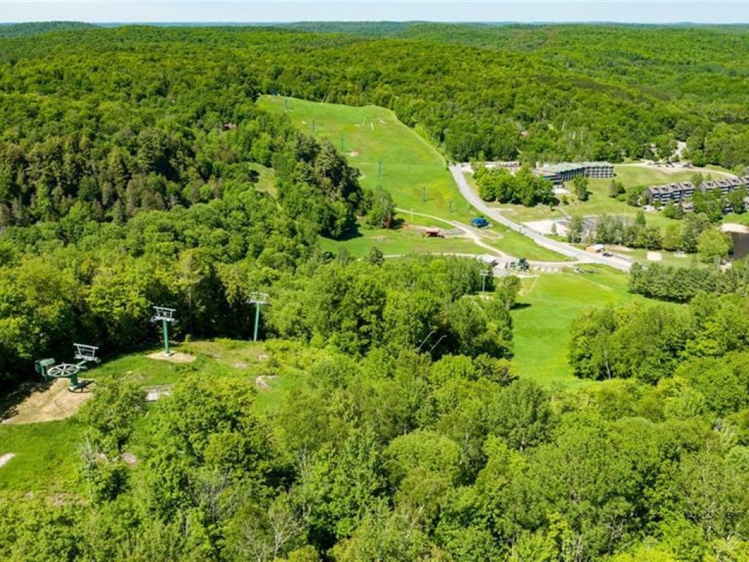 3 Tree Tops Lane Unit# 302, Peninsula Lake