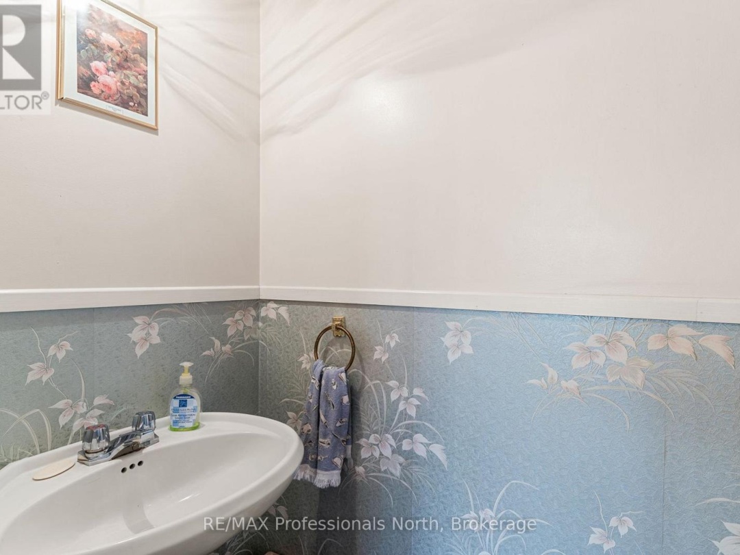 1415 SOUTH LAKE ROAD, 