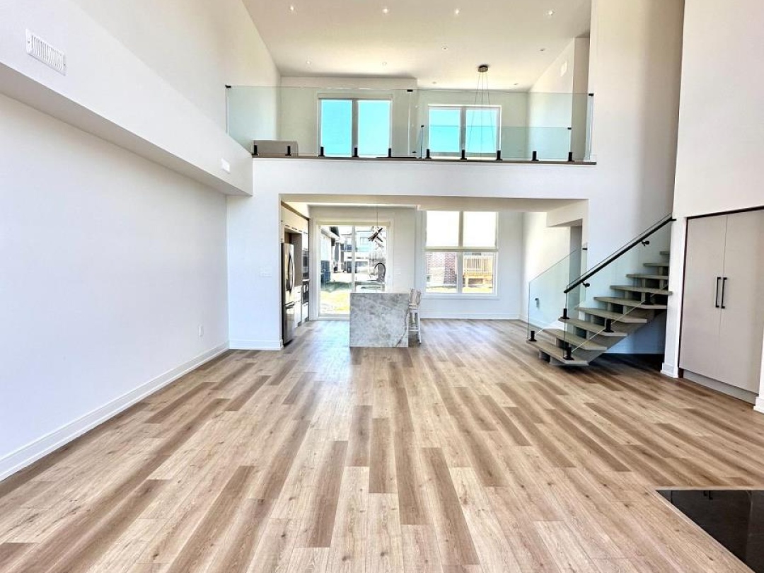 3706 Quayside Drive, Severn (West Shore)