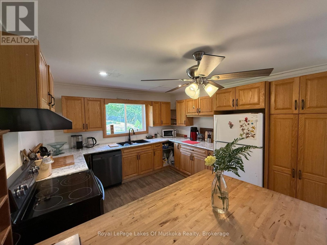 48 KITCHEN ROAD S, 