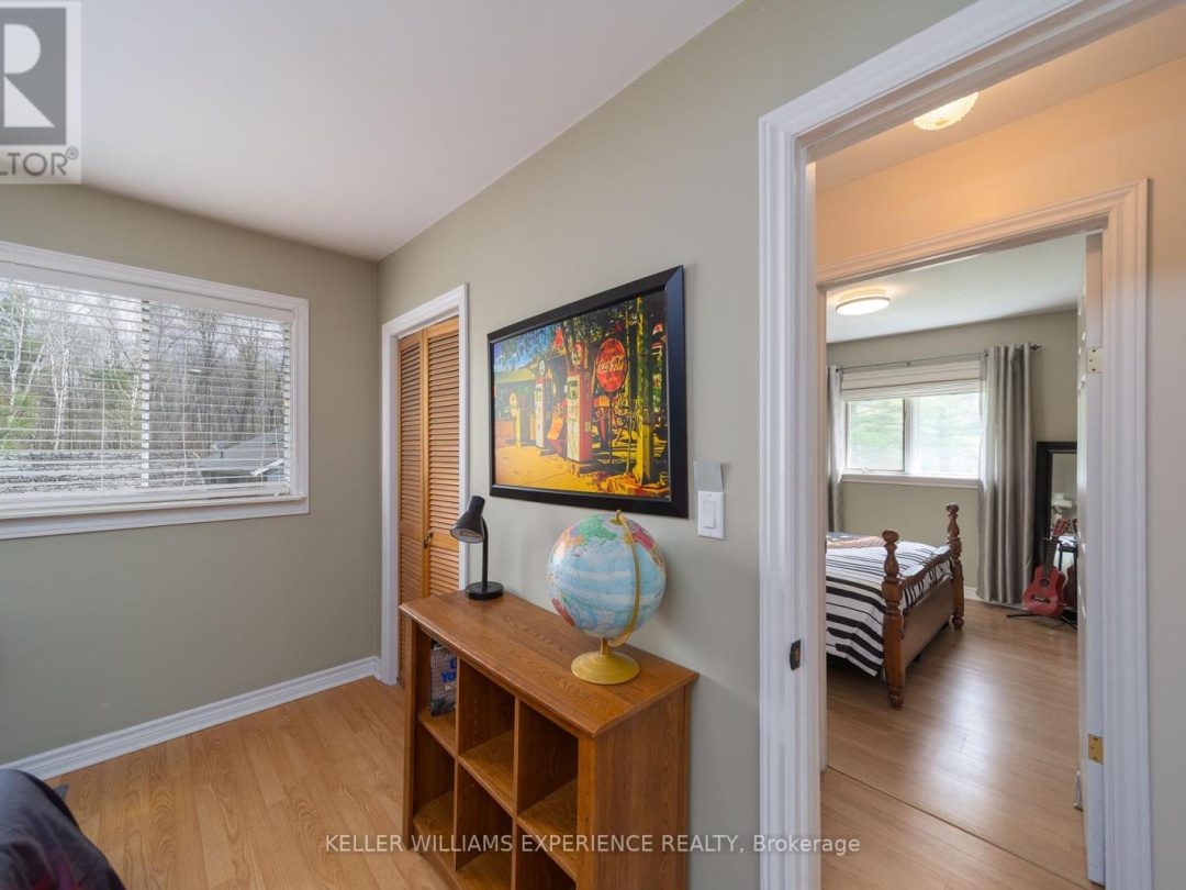 1936 PENINSULA POINT ROAD, 